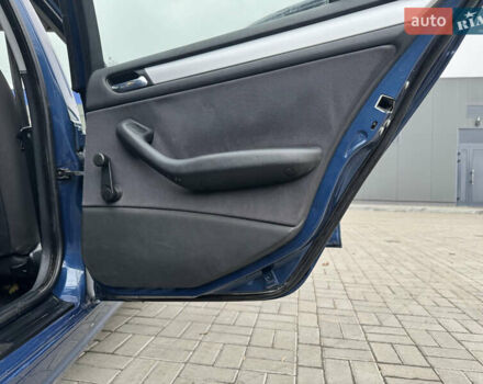 Синій БМВ 3 Серія, об'ємом двигуна 2 л та пробігом 355 тис. км за 4200 $, фото 6 на Automoto.ua