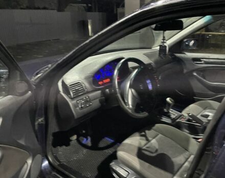 Синий БМВ 3 Серия, объемом двигателя 1.8 л и пробегом 256 тыс. км за 3700 $, фото 6 на Automoto.ua