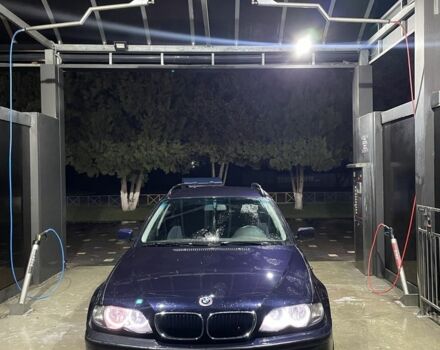 Синий БМВ 3 Серия, объемом двигателя 1.8 л и пробегом 256 тыс. км за 3700 $, фото 1 на Automoto.ua