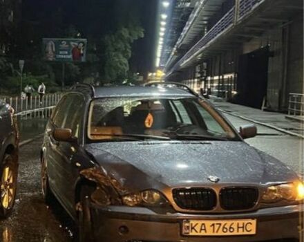 Синий БМВ 3 Серия, объемом двигателя 2 л и пробегом 140 тыс. км за 3500 $, фото 7 на Automoto.ua