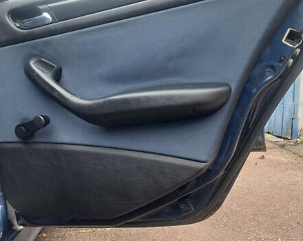 Синій БМВ 3 Серія, об'ємом двигуна 2 л та пробігом 410 тис. км за 3200 $, фото 17 на Automoto.ua