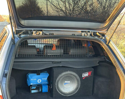 Синий БМВ 3 Серия, объемом двигателя 2 л и пробегом 415 тыс. км за 5950 $, фото 14 на Automoto.ua