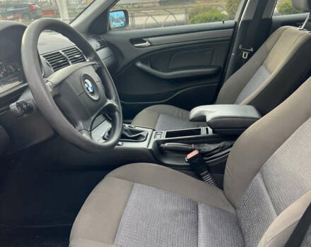 Синий БМВ 3 Серия, объемом двигателя 1.8 л и пробегом 220 тыс. км за 4900 $, фото 12 на Automoto.ua