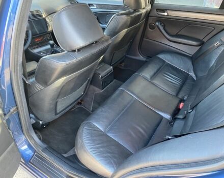 Синій БМВ 3 Серія, об'ємом двигуна 2 л та пробігом 300 тис. км за 7400 $, фото 6 на Automoto.ua