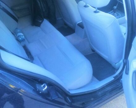 Синий БМВ 3 Серия, объемом двигателя 2 л и пробегом 280 тыс. км за 6000 $, фото 1 на Automoto.ua