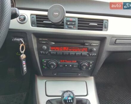 Синий БМВ 3 Серия, объемом двигателя 2.5 л и пробегом 280 тыс. км за 7500 $, фото 10 на Automoto.ua