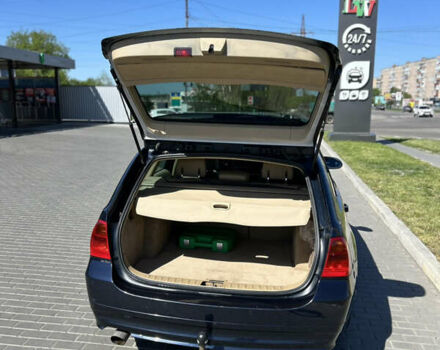 Синий БМВ 3 Серия, объемом двигателя 2 л и пробегом 275 тыс. км за 6200 $, фото 9 на Automoto.ua