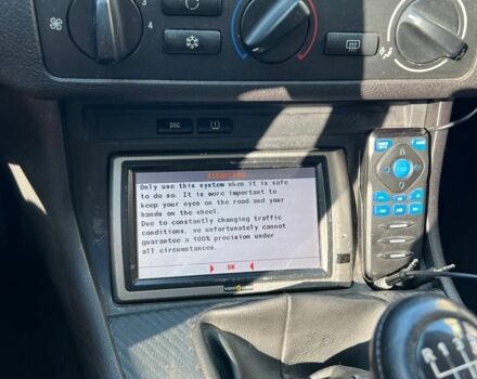 Синий БМВ 3 Серия, объемом двигателя 0 л и пробегом 286 тыс. км за 4750 $, фото 6 на Automoto.ua