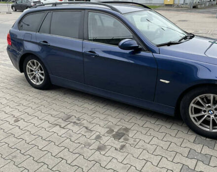 Синий БМВ 3 Серия, объемом двигателя 2 л и пробегом 305 тыс. км за 5300 $, фото 1 на Automoto.ua