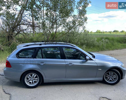 Синий БМВ 3 Серия, объемом двигателя 2 л и пробегом 232 тыс. км за 8000 $, фото 14 на Automoto.ua