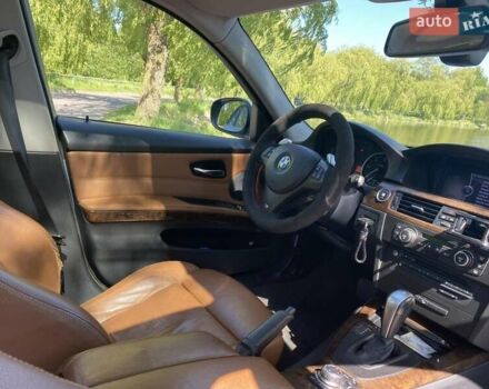 Синий БМВ 3 Серия, объемом двигателя 2.99 л и пробегом 249 тыс. км за 10400 $, фото 13 на Automoto.ua