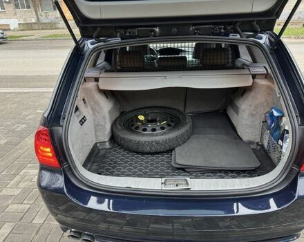 Синий БМВ 3 Серия, объемом двигателя 2 л и пробегом 351 тыс. км за 7800 $, фото 9 на Automoto.ua