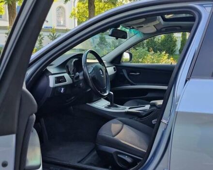 Синій БМВ 3 Серія, об'ємом двигуна 2 л та пробігом 179 тис. км за 9999 $, фото 35 на Automoto.ua