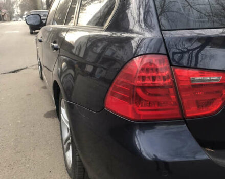 Синий БМВ 3 Серия, объемом двигателя 2 л и пробегом 270 тыс. км за 9700 $, фото 4 на Automoto.ua