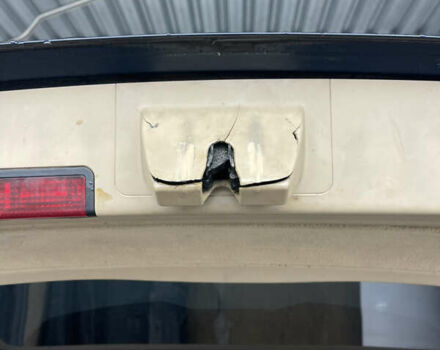 Синий БМВ 3 Серия, объемом двигателя 2 л и пробегом 345 тыс. км за 9700 $, фото 10 на Automoto.ua