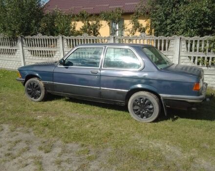 Синій БМВ 3 Серія, об'ємом двигуна 1.8 л та пробігом 279 тис. км за 1500 $, фото 1 на Automoto.ua