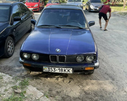 Синий БМВ 3 Серия, объемом двигателя 1.8 л и пробегом 245 тыс. км за 1050 $, фото 1 на Automoto.ua