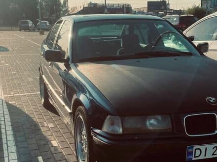 Синій БМВ 3 Серія, об'ємом двигуна 1.8 л та пробігом 505 тис. км за 2600 $, фото 1 на Automoto.ua