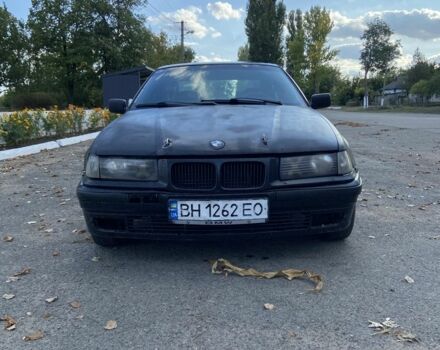 Синий БМВ 3 Серия, объемом двигателя 1.8 л и пробегом 2 тыс. км за 1800 $, фото 1 на Automoto.ua