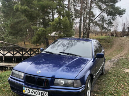 Синій БМВ 3 Серія, об'ємом двигуна 1.6 л та пробігом 326 тис. км за 2600 $, фото 1 на Automoto.ua