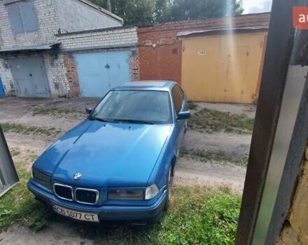 Синій БМВ 3 Серія, об'ємом двигуна 1.8 л та пробігом 283 тис. км за 2100 $, фото 1 на Automoto.ua