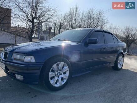 Синій БМВ 3 Серія, об'ємом двигуна 2 л та пробігом 300 тис. км за 2250 $, фото 1 на Automoto.ua