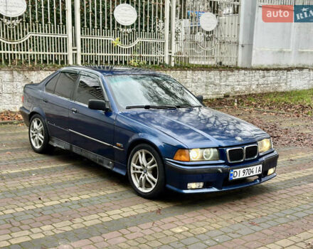 Синий БМВ 3 Серия, объемом двигателя 1.6 л и пробегом 265 тыс. км за 1750 $, фото 1 на Automoto.ua