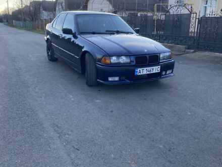 Синій БМВ 3 Серія, об'ємом двигуна 1.8 л та пробігом 350 тис. км за 2550 $, фото 1 на Automoto.ua