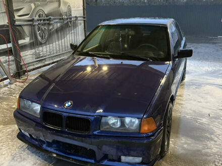 Синій БМВ 3 Серія, об'ємом двигуна 1.8 л та пробігом 402 тис. км за 2300 $, фото 1 на Automoto.ua