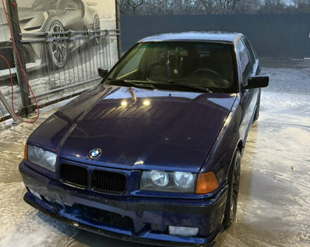 Синій БМВ 3 Серія, об'ємом двигуна 1.8 л та пробігом 402 тис. км за 2300 $, фото 1 на Automoto.ua