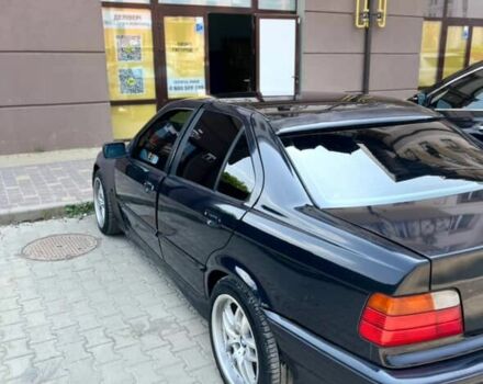 Синий БМВ 3 Серия, объемом двигателя 2 л и пробегом 350 тыс. км за 3000 $, фото 1 на Automoto.ua