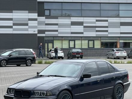 Синий БМВ 3 Серия, объемом двигателя 1.8 л и пробегом 480 тыс. км за 2650 $, фото 1 на Automoto.ua
