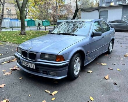 Синий БМВ 3 Серия, объемом двигателя 1.8 л и пробегом 240 тыс. км за 2950 $, фото 1 на Automoto.ua