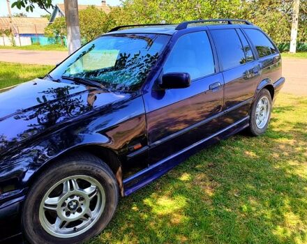 Синий БМВ 3 Серия, объемом двигателя 1.7 л и пробегом 0 тыс. км за 2500 $, фото 1 на Automoto.ua