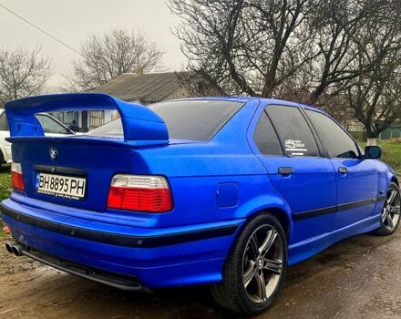 Синий БМВ 3 Серия, объемом двигателя 2.5 л и пробегом 0 тыс. км за 2600 $, фото 1 на Automoto.ua