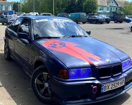 Синій БМВ 3 Серія, об'ємом двигуна 1.6 л та пробігом 336 тис. км за 2060 $, фото 1 на Automoto.ua