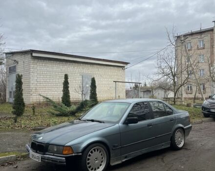 Синий БМВ 3 Серия, объемом двигателя 1.8 л и пробегом 410 тыс. км за 2100 $, фото 1 на Automoto.ua