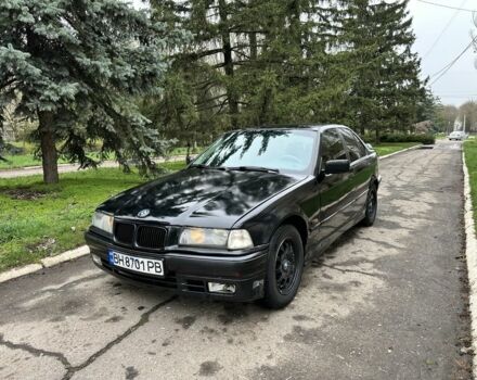 Синий БМВ 3 Серия, объемом двигателя 2 л и пробегом 300 тыс. км за 1999 $, фото 1 на Automoto.ua