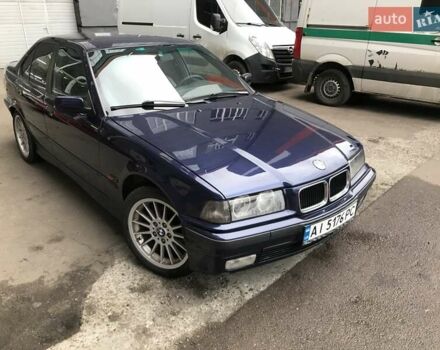 Синий БМВ 3 Серия, объемом двигателя 1.8 л и пробегом 438 тыс. км за 3000 $, фото 1 на Automoto.ua