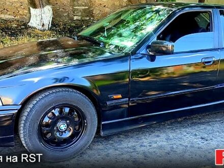 БМВ 3 Серия 1995 в Николаеве на Automoto.ua Синий БМВ 3 Серия, объемом двигателя 2 л и пробегом 0 тыс. км за 2600 $, фото 1 на Automoto.ua