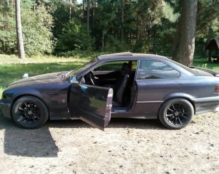 Синий БМВ 3 Серия, объемом двигателя 1.8 л и пробегом 2 тыс. км за 2450 $, фото 1 на Automoto.ua