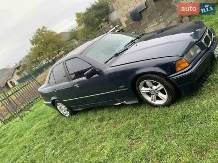 Синій БМВ 3 Серія, об'ємом двигуна 1.8 л та пробігом 222 тис. км за 2500 $, фото 1 на Automoto.ua