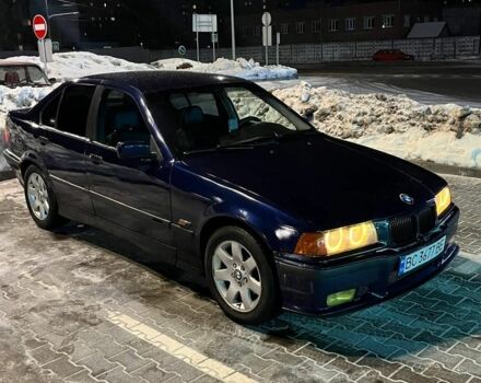 Синий БМВ 3 Серия, объемом двигателя 1.8 л и пробегом 362 тыс. км за 3400 $, фото 1 на Automoto.ua