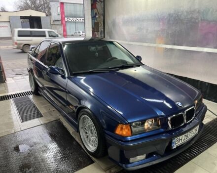 Синий БМВ 3 Серия, объемом двигателя 2 л и пробегом 420 тыс. км за 6000 $, фото 1 на Automoto.ua