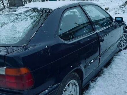 Синий БМВ 3 Серия, объемом двигателя 1.6 л и пробегом 300 тыс. км за 2500 $, фото 1 на Automoto.ua