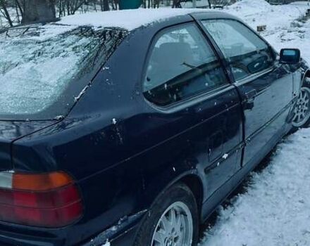 Синий БМВ 3 Серия, объемом двигателя 1.6 л и пробегом 300 тыс. км за 2500 $, фото 1 на Automoto.ua