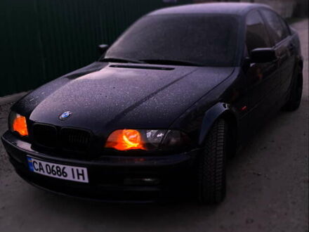 Синий БМВ 3 Серия, объемом двигателя 1.9 л и пробегом 350 тыс. км за 4200 $, фото 1 на Automoto.ua