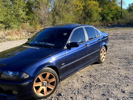 Синий БМВ 3 Серия, объемом двигателя 2 л и пробегом 300 тыс. км за 6000 $, фото 1 на Automoto.ua