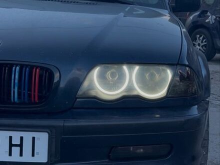 Синий БМВ 3 Серия, объемом двигателя 2 л и пробегом 400 тыс. км за 4500 $, фото 1 на Automoto.ua