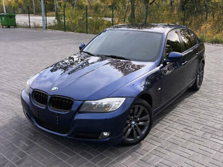 БМВ 3 Серия 2010 в Днепре (Днепропетровске) на Automoto.ua Синий БМВ 3 Серия, объемом двигателя 2 л и пробегом 275 тыс. км за 7700 $, фото 1 на Automoto.ua